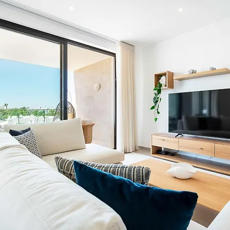 Stylish 2-bed With Pool At Dona Ana Residences *