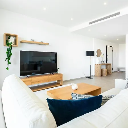 Stylish 2-bed With Pool At Dona Ana Residences