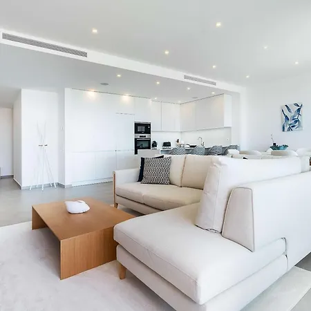 Stylish 2-bed With Pool At Dona Ana Residences *