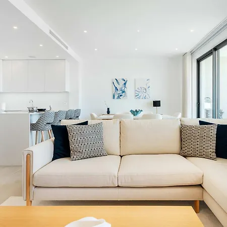Stylish 2-bed With Pool At Dona Ana Residences דירה לאגוּ‏ש