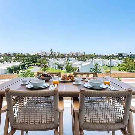 Stylish 2-bed With Pool At Dona Ana Residences דירה לאגוּ‏ש