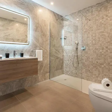 Stylish 2-bed With Pool At Dona Ana Residences *